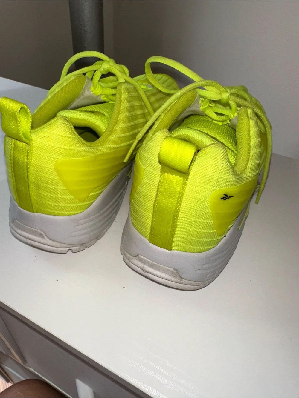 Reebok DMX Neon Yellow Athletic Sneakers Men’s Size 9